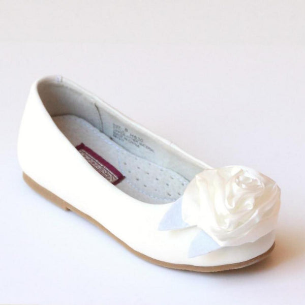 L`Amour Little Girls White Special Occasion Rosette Flats 11-4 Kids - SophiasStyle.com